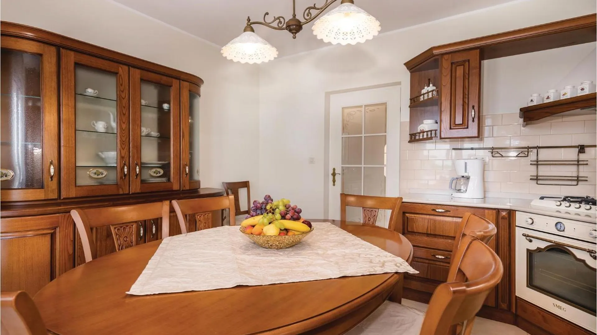 Amazing Home In Krk With Outdoor Swimming Pool Vrh  Σπίτι διακοπών Vrh (Krk)