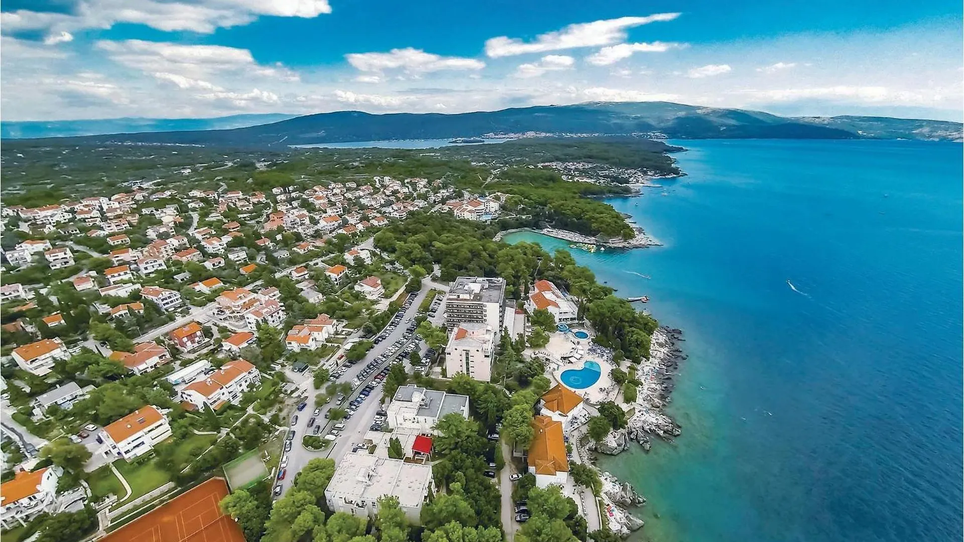 Amazing Home In Krk With Outdoor Swimming Pool Vrh  Vrh (Krk)